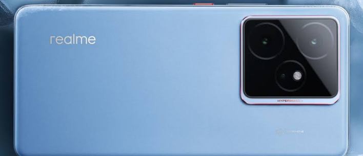 Realme تكشف النقاب عن هاتف GT 7 عالميًا مع تصميمه المبتكر