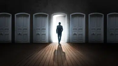 الذكاء الاصطناعي: بوابة التغيير المهني نحو آفاق جديدة